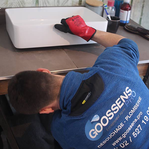 Intervention plomberie salle de bains – GOOSSENS PRO